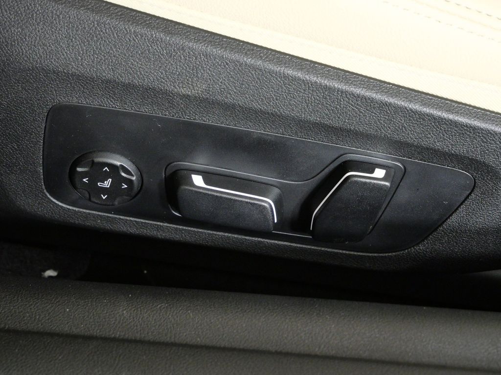 Thumbnail: 2026 BMW 4 Series - 35