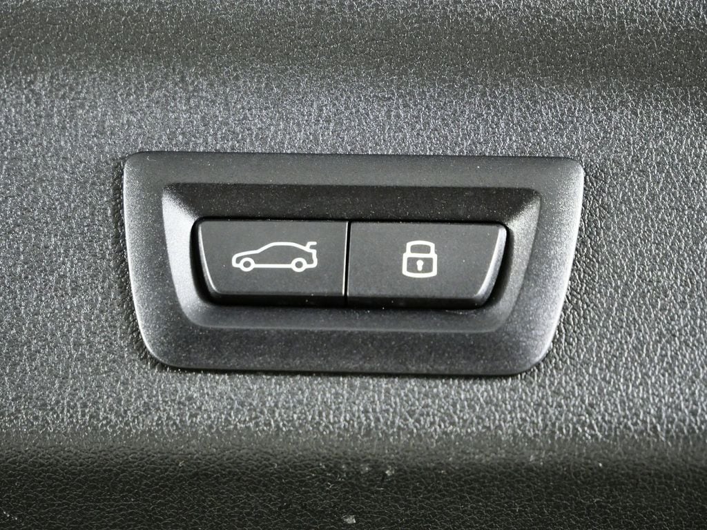 Thumbnail: 2025 BMW X1 - 32