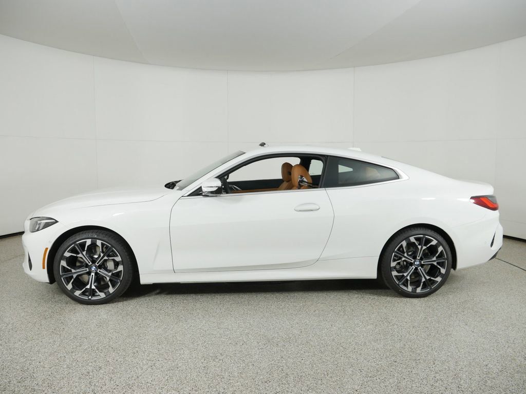 Thumbnail: 2025 BMW 4 Series - 16
