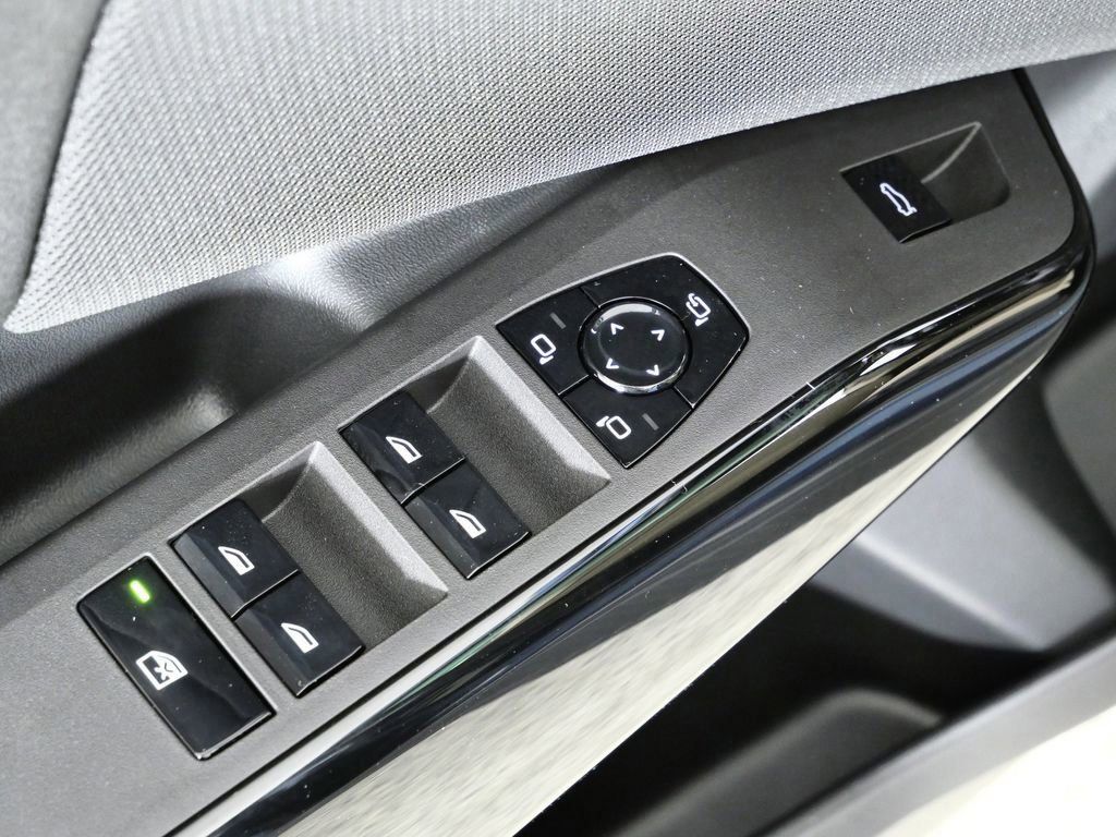 Thumbnail: 2026 BMW X3 - 36