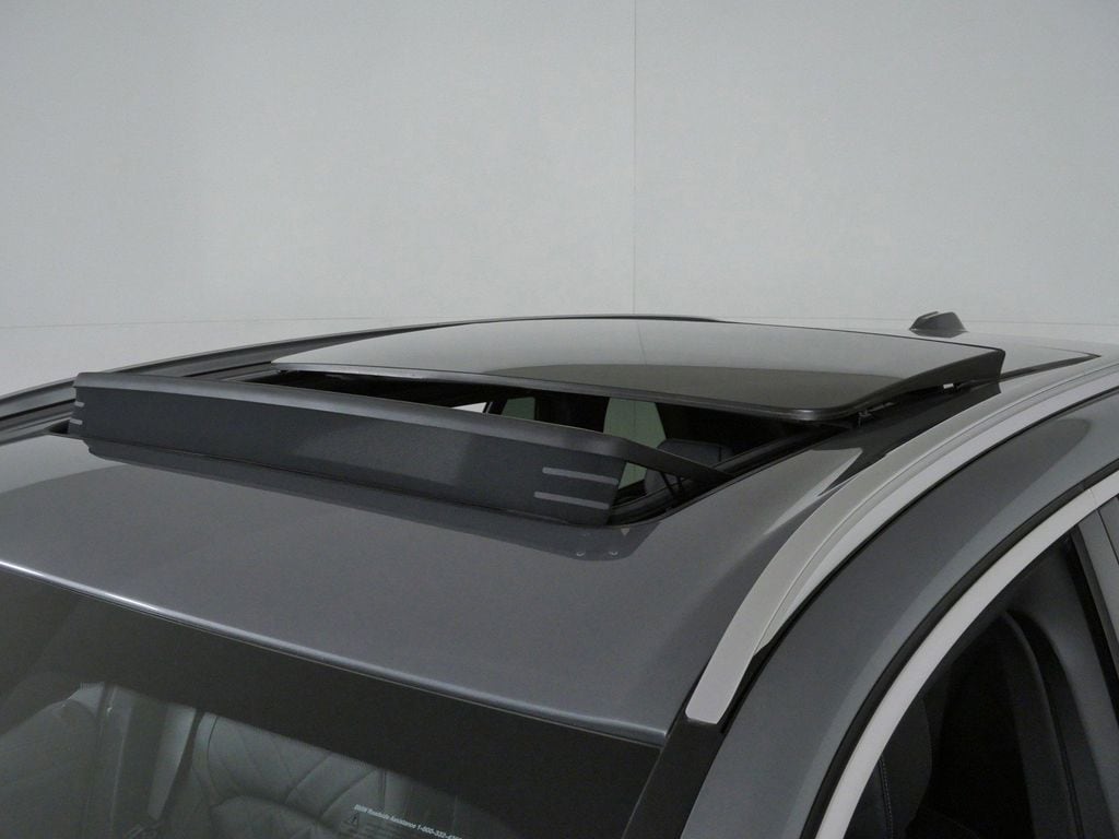 Thumbnail: 2026 BMW X5 - 18