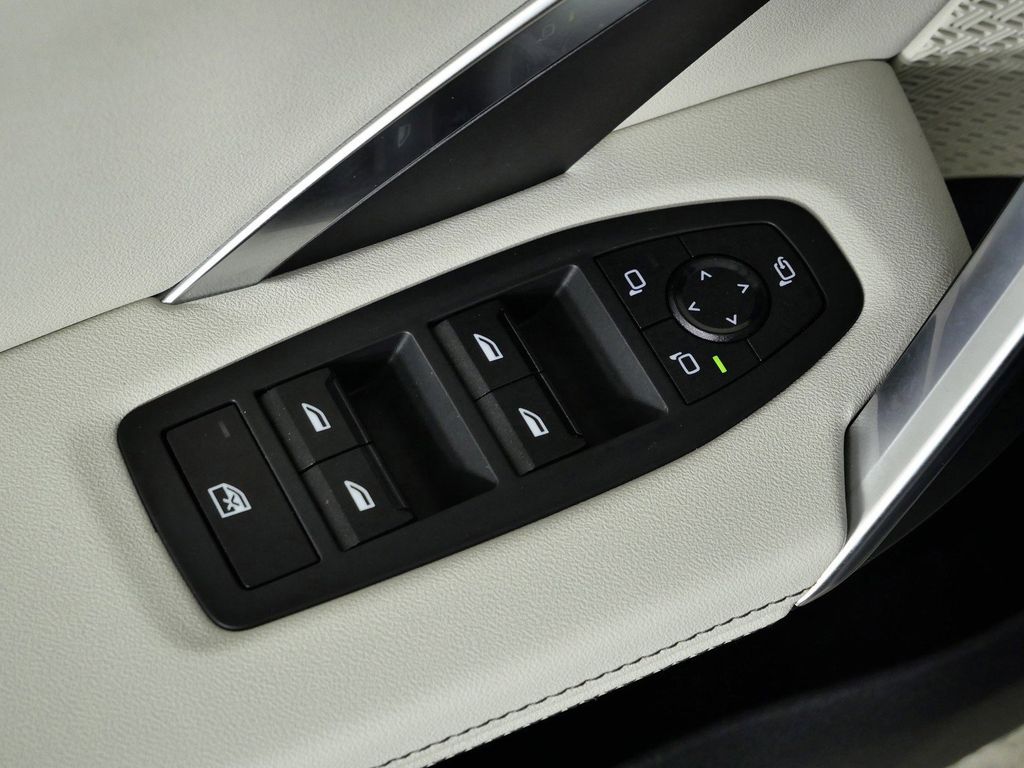 Thumbnail: 2026 BMW X1 - 35
