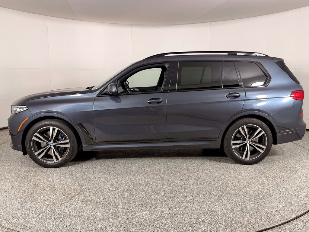 Thumbnail: 2021 BMW X7 - 6