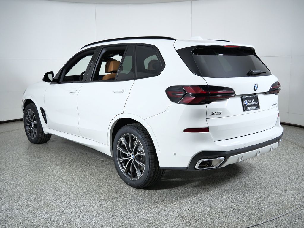 Thumbnail: 2026 BMW X5 - 14