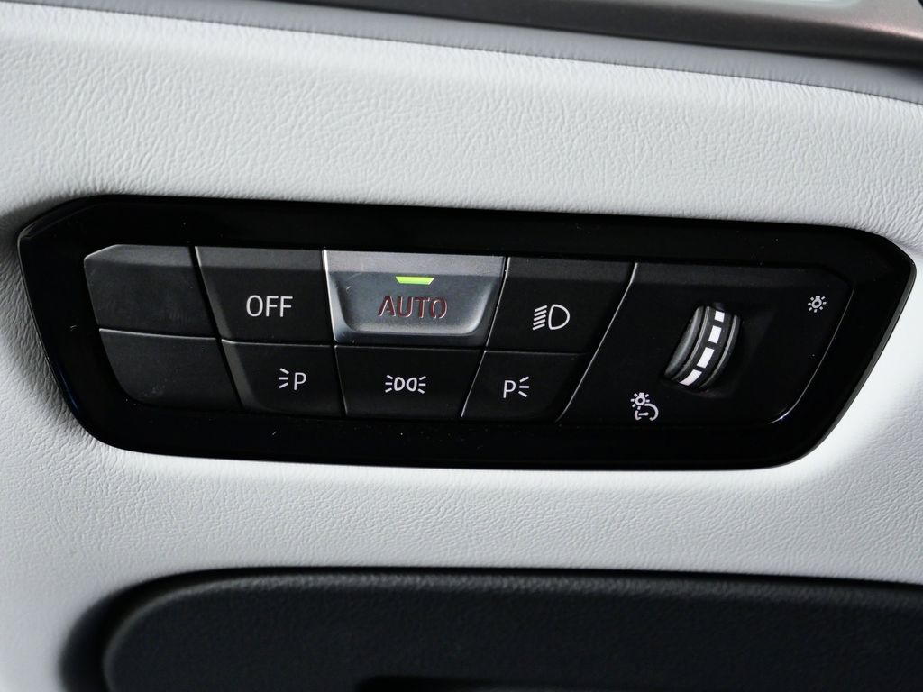 Thumbnail: 2026 BMW M4 - 37