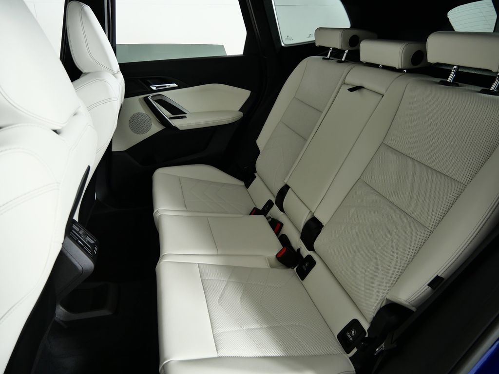 Thumbnail: 2026 BMW X1 - 30