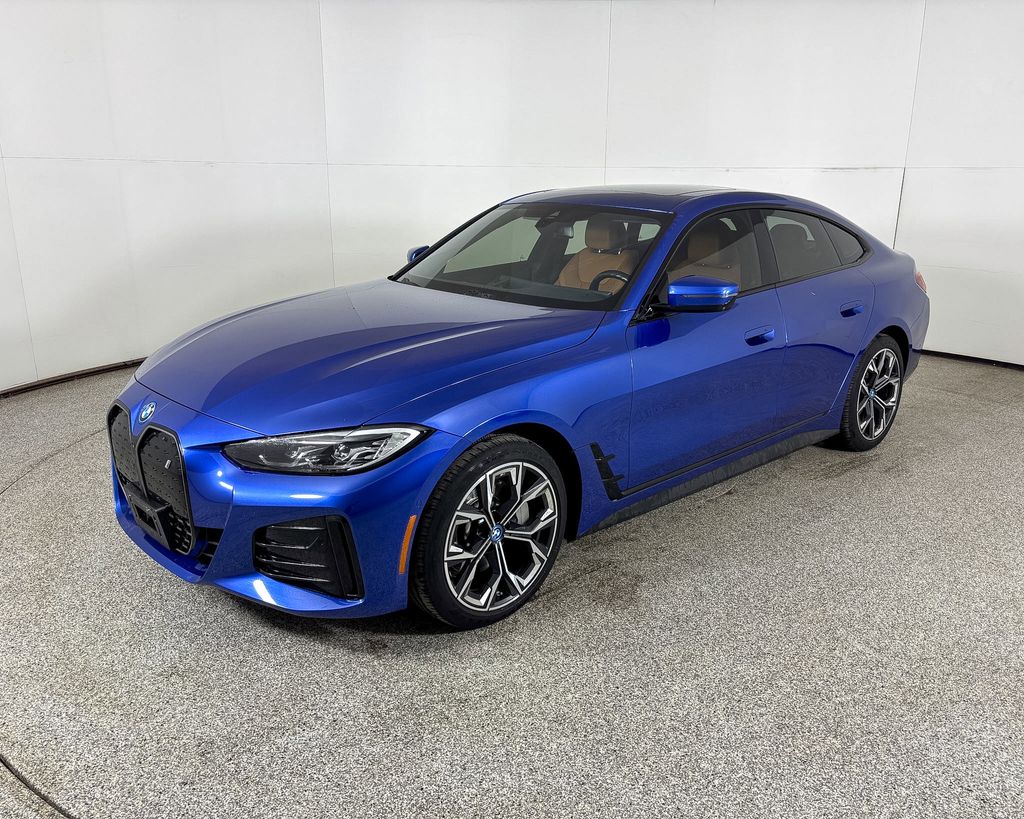 Thumbnail: 2024 BMW i4 - 1