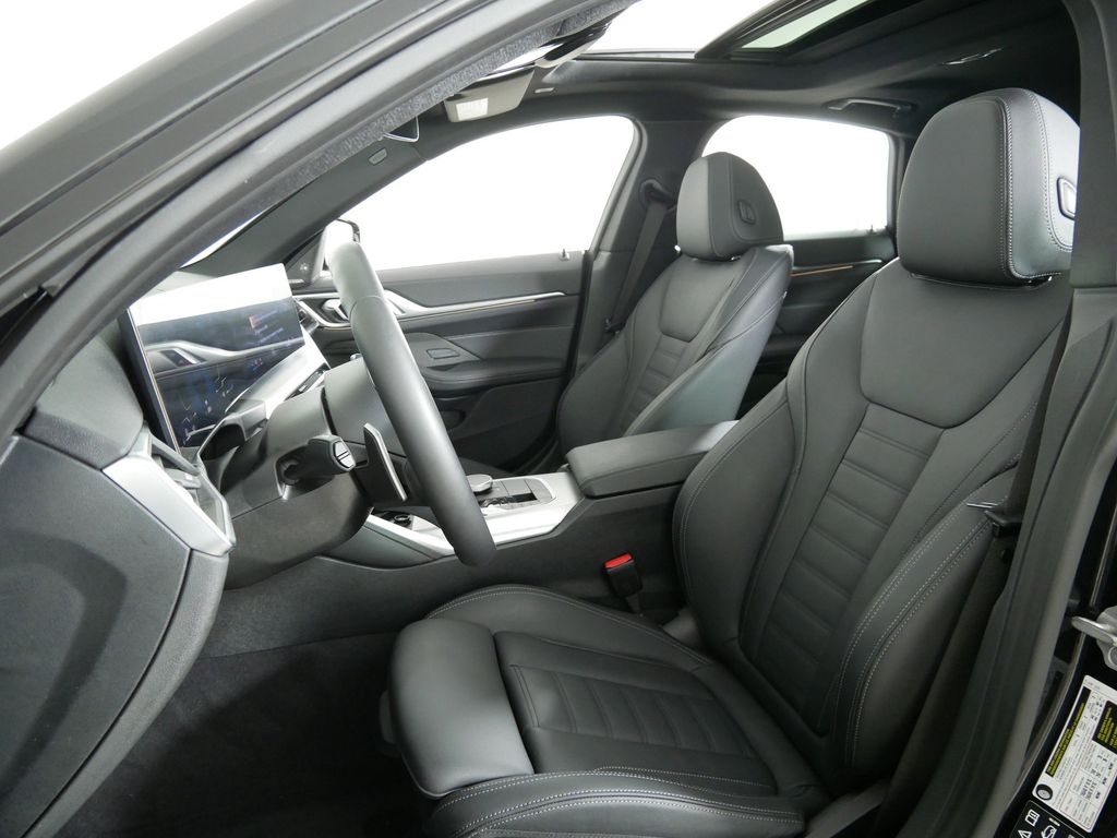 Thumbnail: 2024 BMW 4 Series - 36