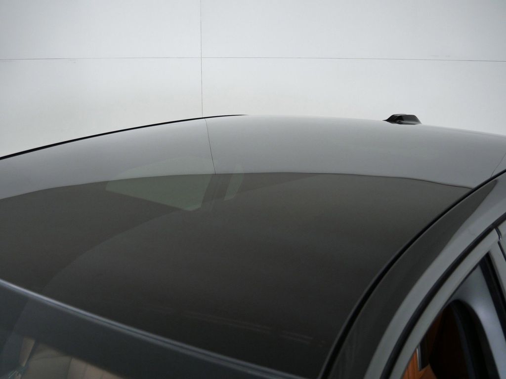 Thumbnail: 2026 BMW 7 Series - 18