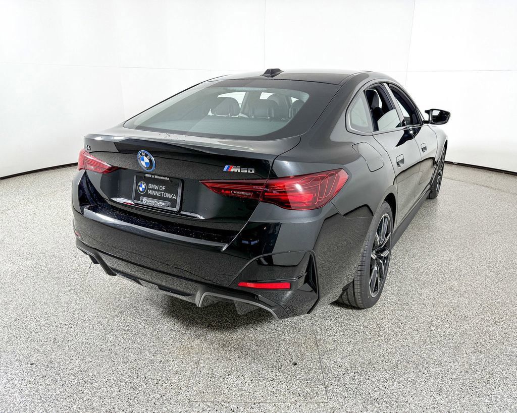 Thumbnail: 2025 BMW i4 - 4