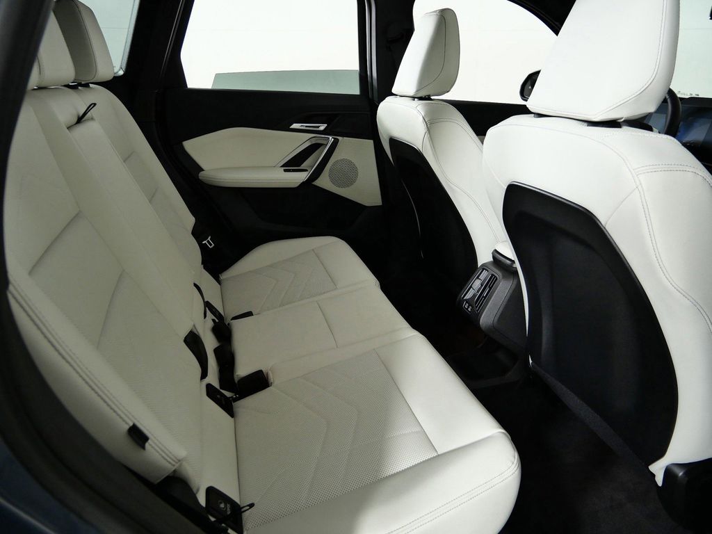 Thumbnail: 2026 BMW X1 - 25