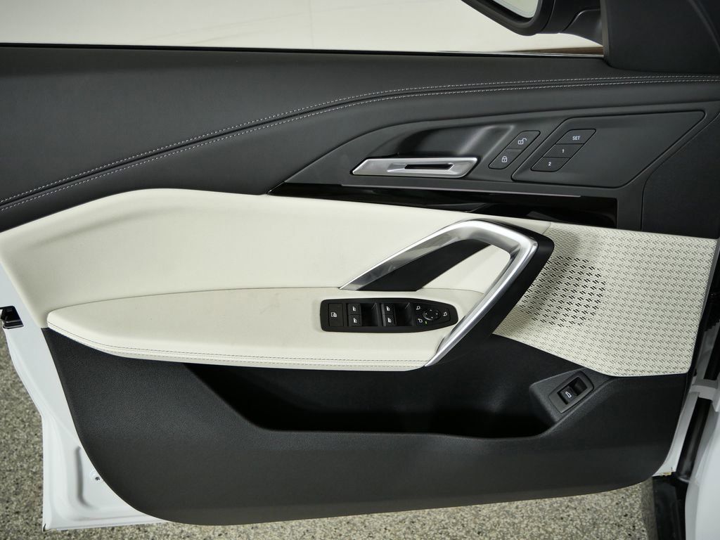 Thumbnail: 2026 BMW X1 - 33