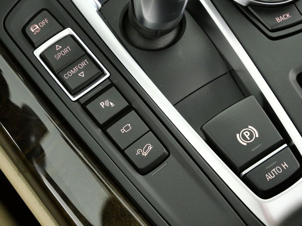 Thumbnail: 2017 BMW X5 - 48