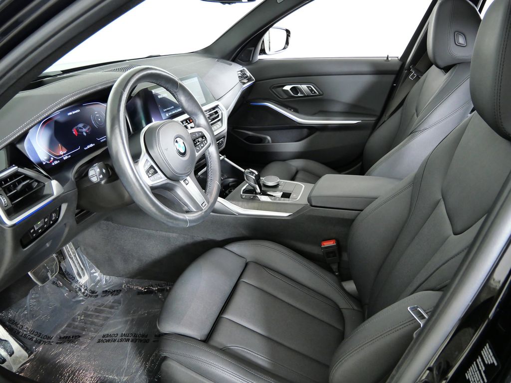Thumbnail: 2021 BMW 3 Series - 34