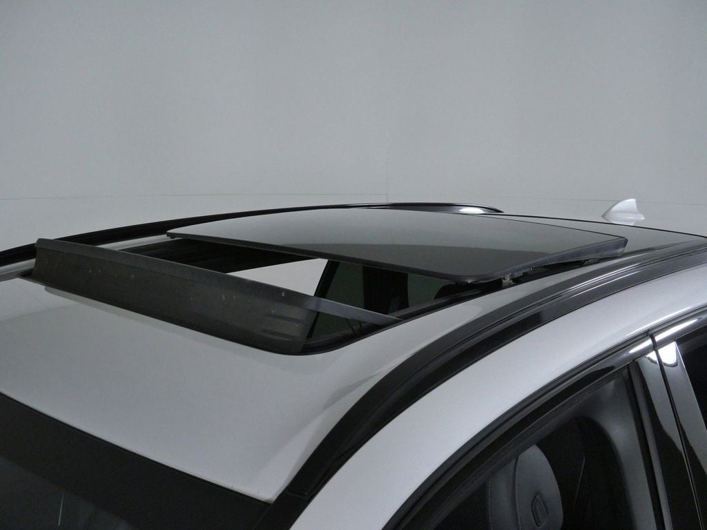 Thumbnail: 2023 BMW X5 - 21