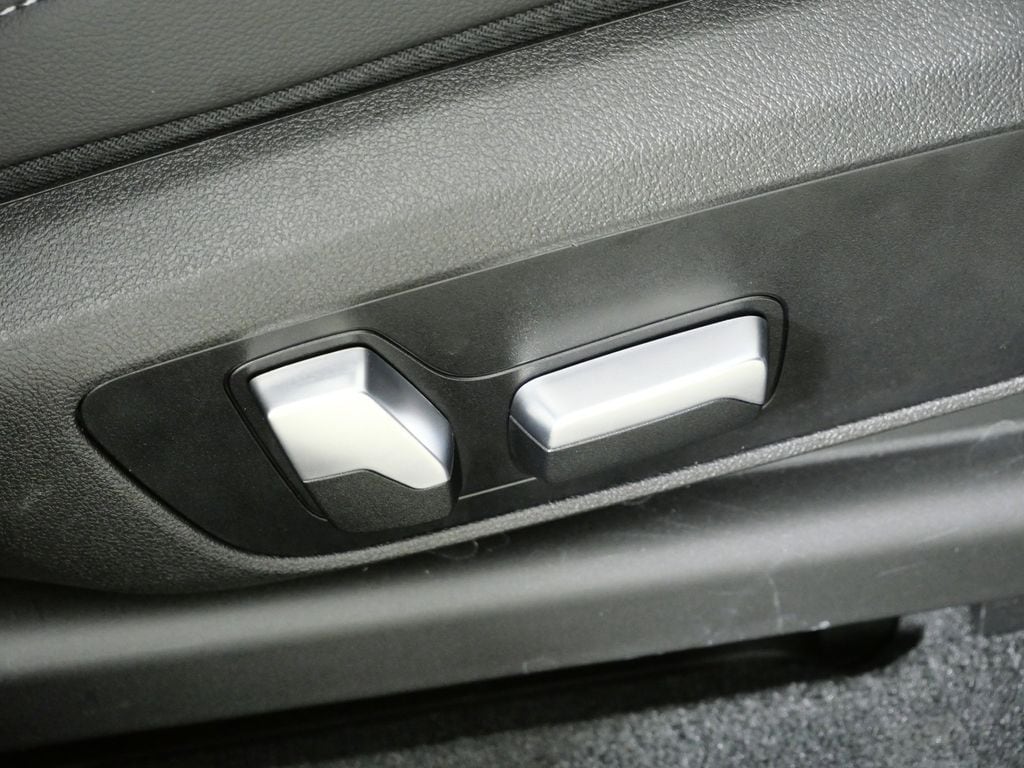 Thumbnail: 2023 BMW X3 - 27