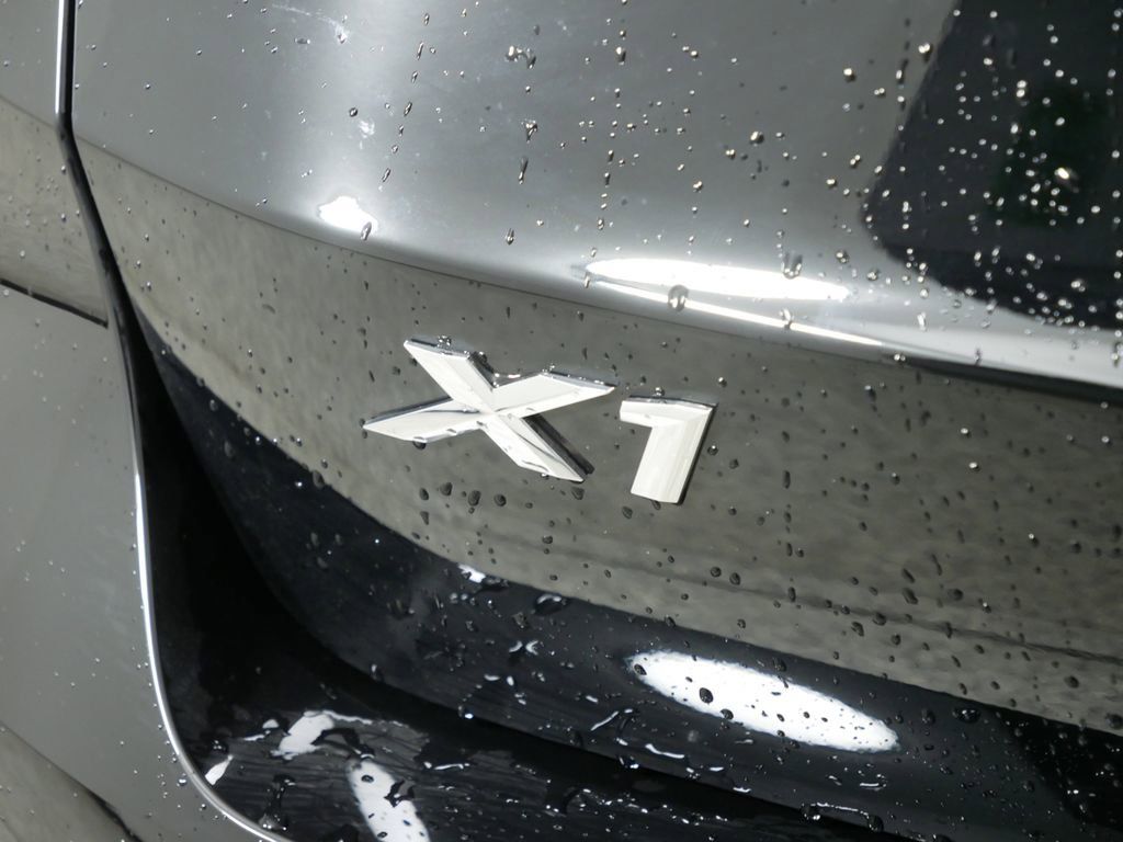 Thumbnail: 2025 BMW X1 - 14