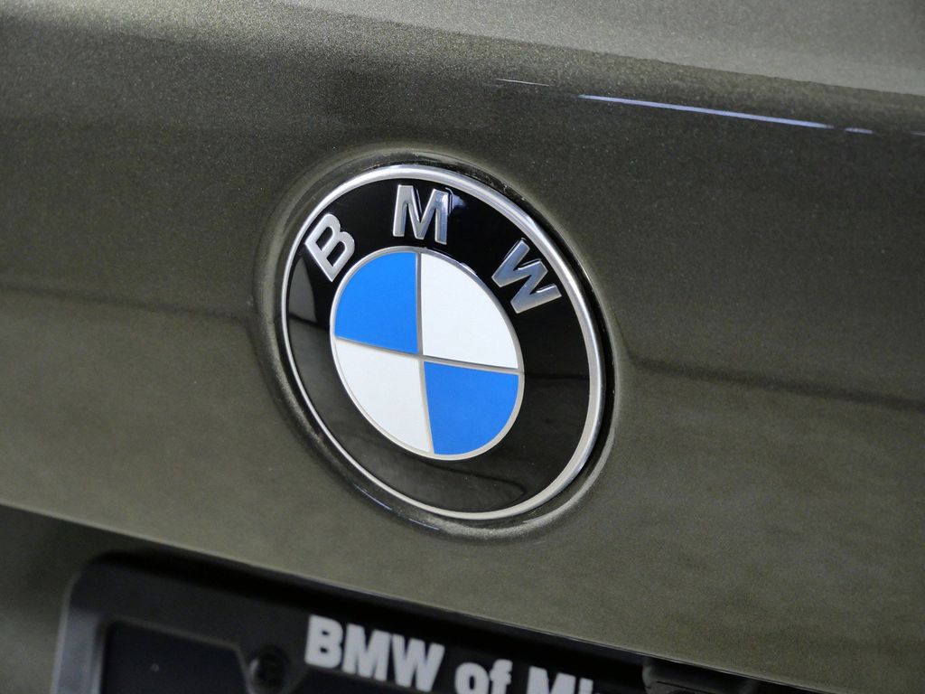 Thumbnail: 2026 BMW X5 - 11