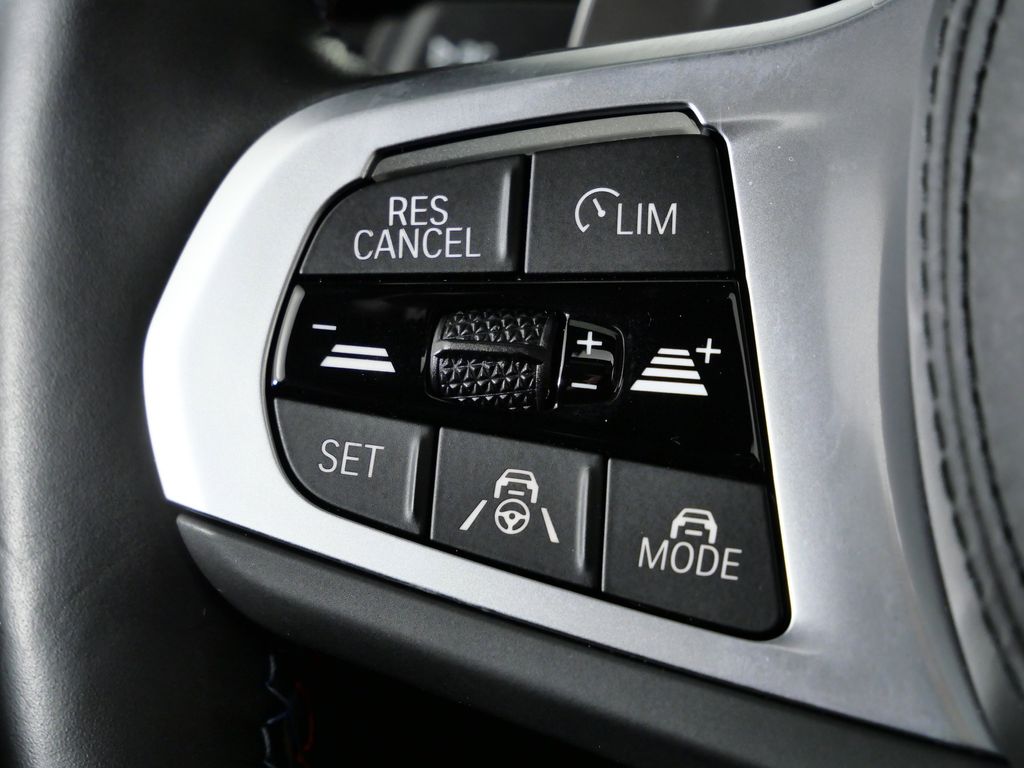 Thumbnail: 2025 BMW X4 - 45