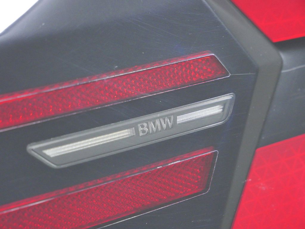 Thumbnail: 2026 BMW X5 - 18