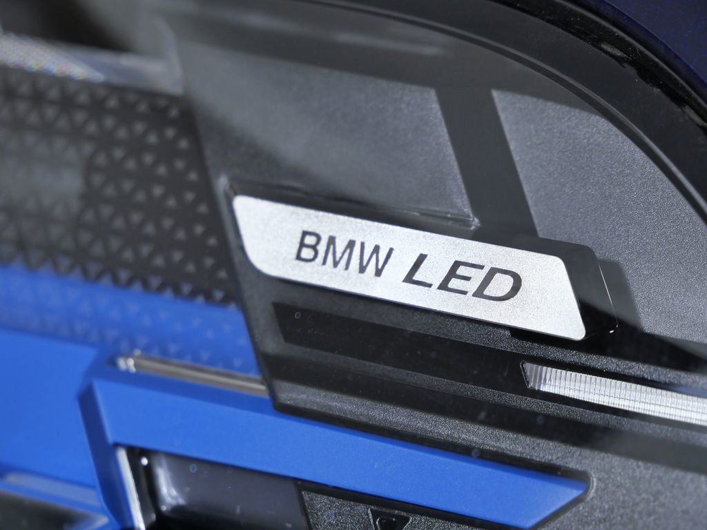 Thumbnail: 2026 BMW X5 - 6