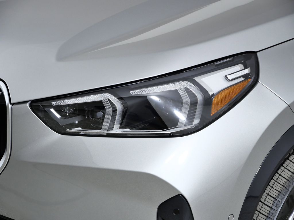 Thumbnail: 2026 BMW X1 - 3