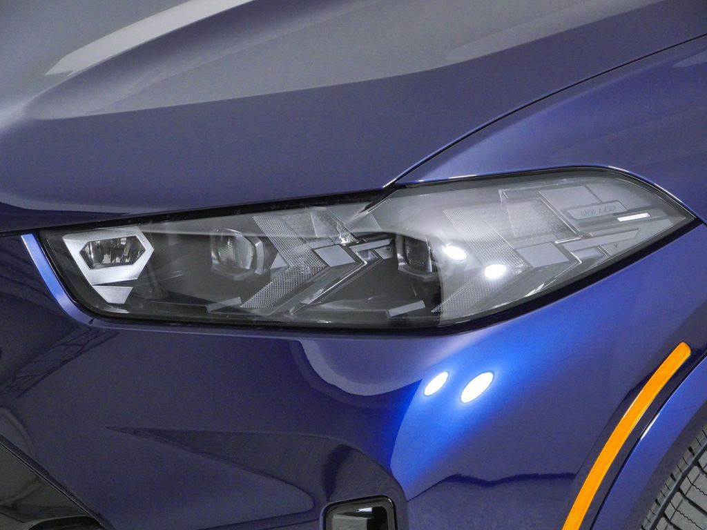 Thumbnail: 2026 BMW X5 - 3
