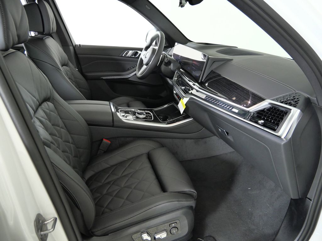 Thumbnail: 2026 BMW X5 - 20