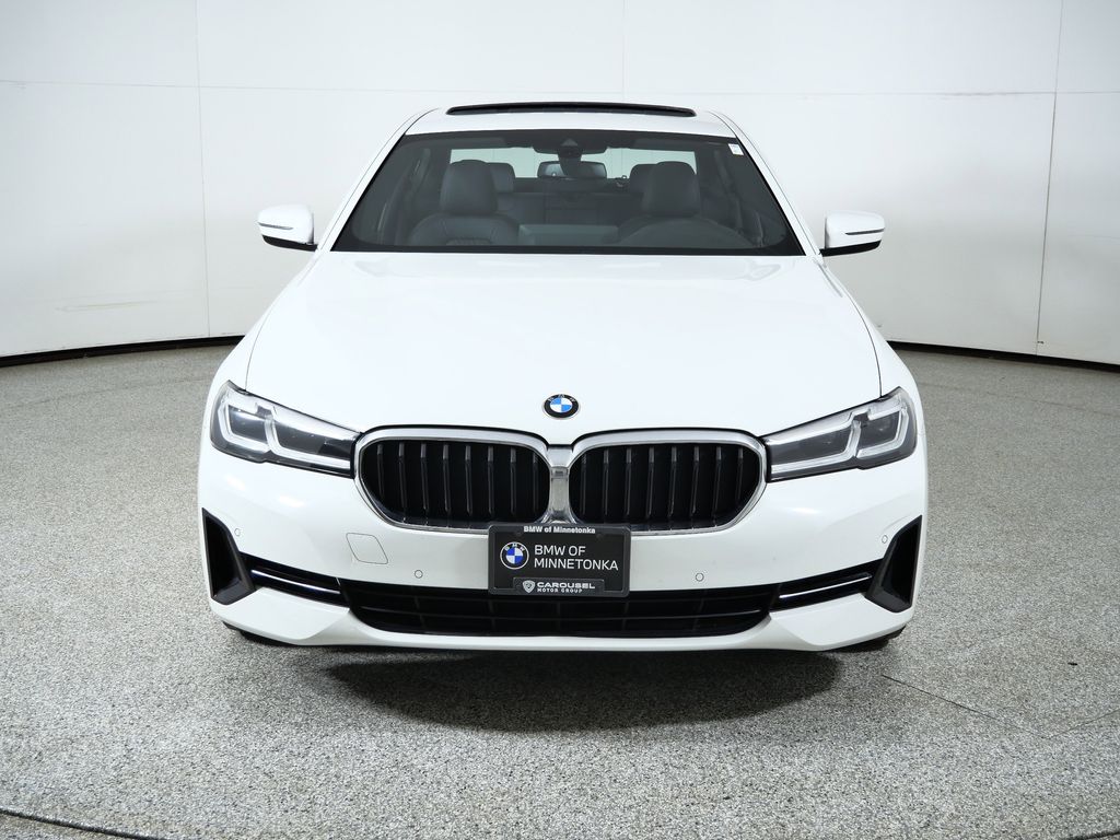 Thumbnail: 2022 BMW 5 Series - 3
