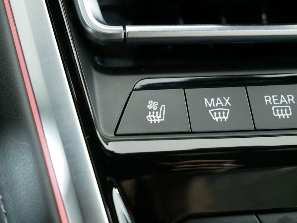 2022 BMW 8 Series M850i xDrive 50