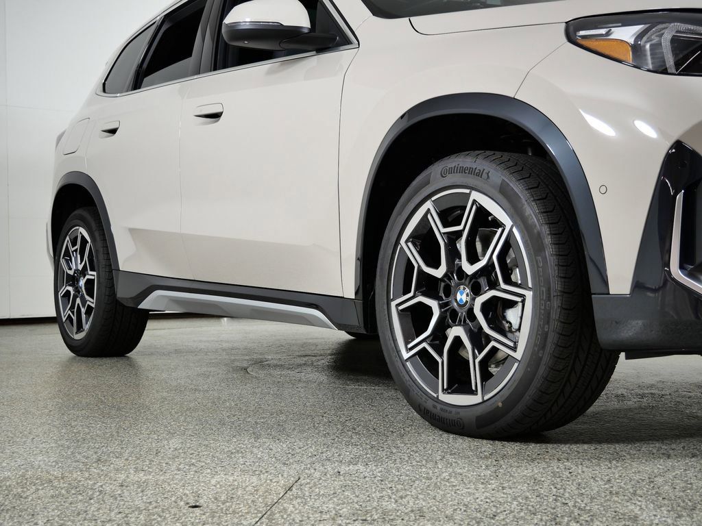 Thumbnail: 2026 BMW X1 - 8
