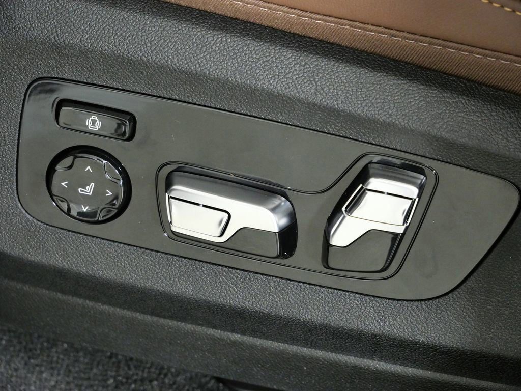 Thumbnail: 2026 BMW X5 - 40