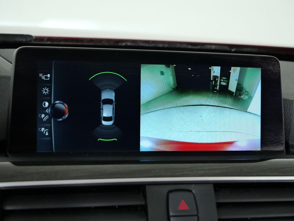 Thumbnail: 2017 BMW 3 Series - 50