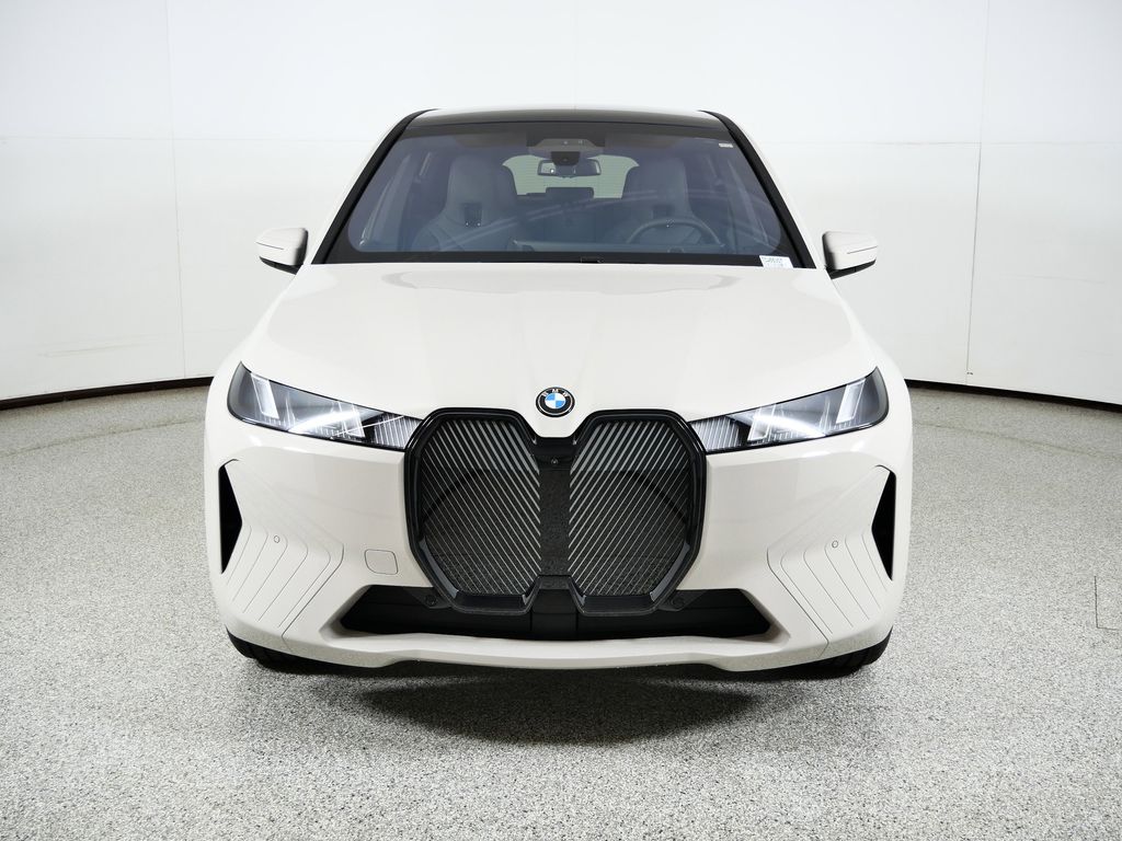 Thumbnail: 2026 BMW iX - 2