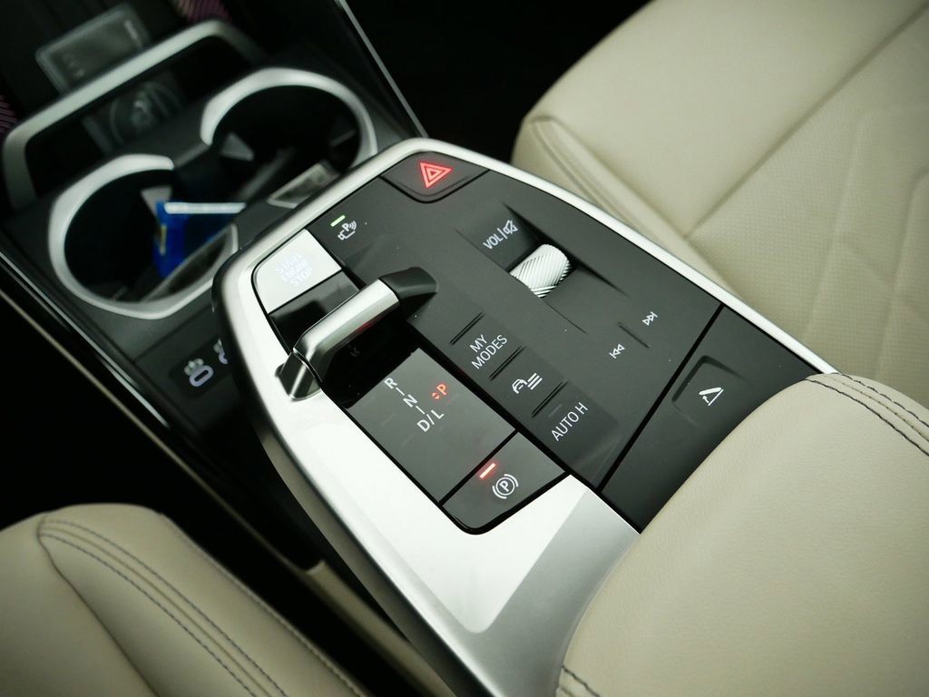 Thumbnail: 2025 BMW X1 - 49