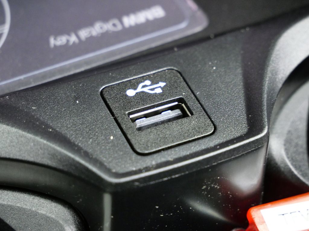 Thumbnail: 2026 BMW 3 Series - 48