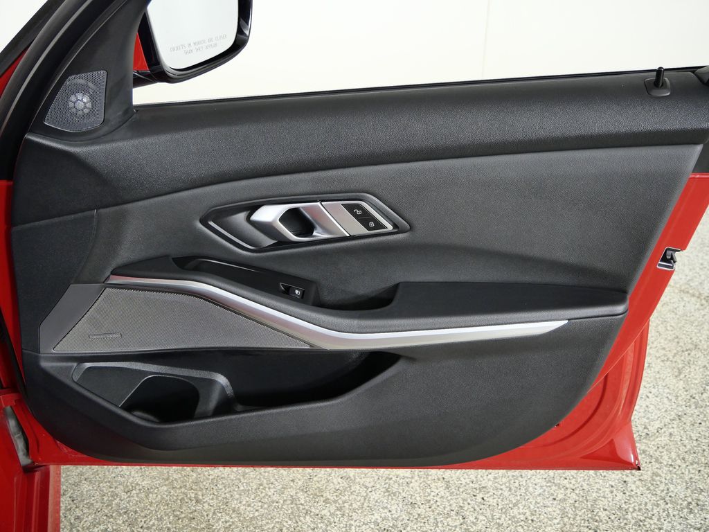 Thumbnail: 2019 BMW 3 Series - 20