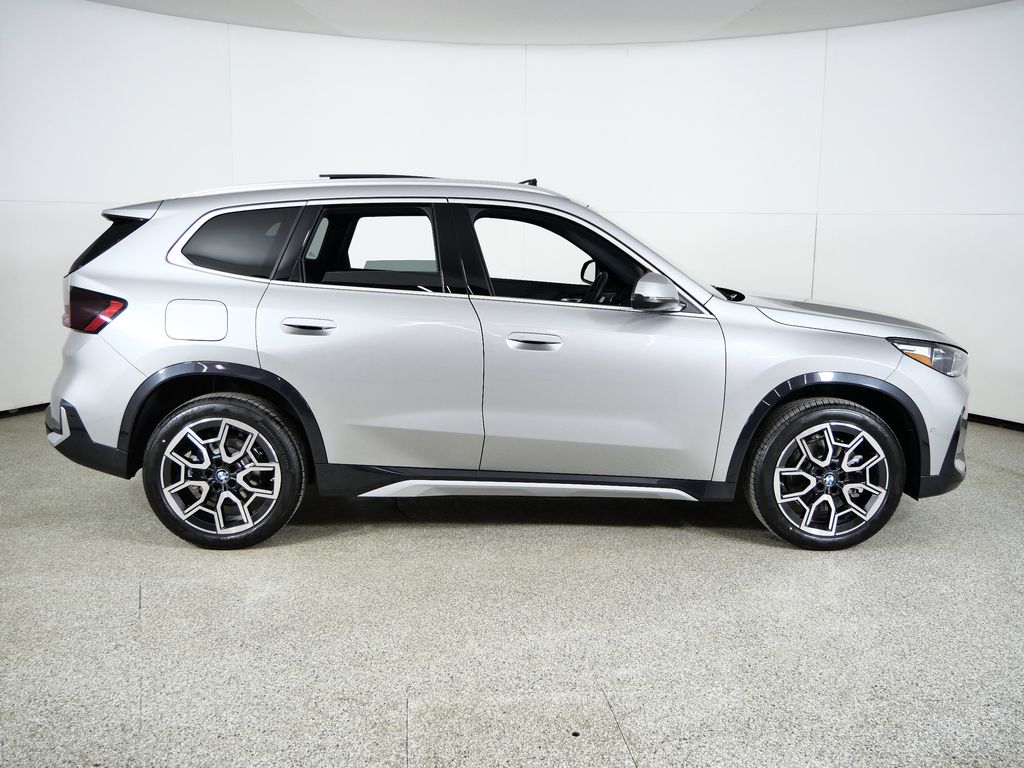 Thumbnail: 2026 BMW X1 - 8