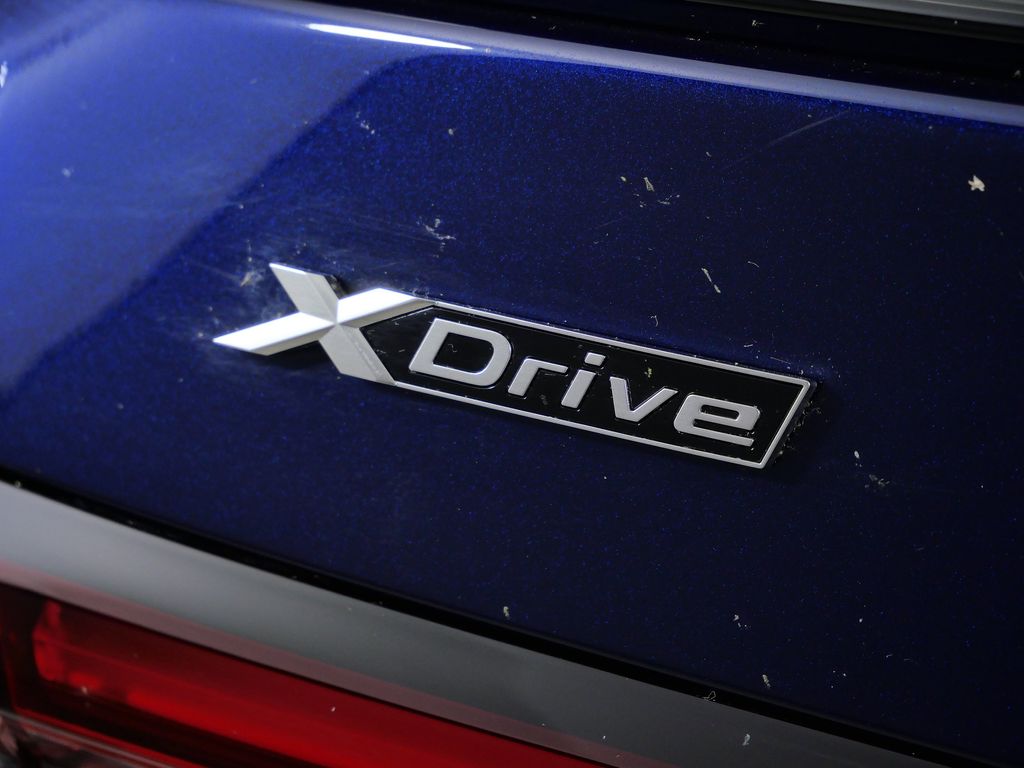 Thumbnail: 2026 BMW 5 Series - 13