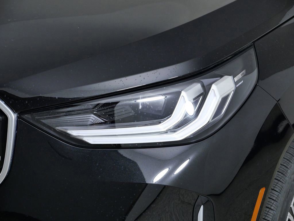 Thumbnail: 2026 BMW X3 - 4