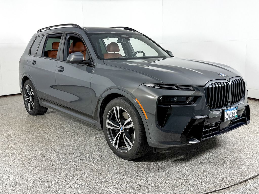 Thumbnail: 2023 BMW X7 - 4