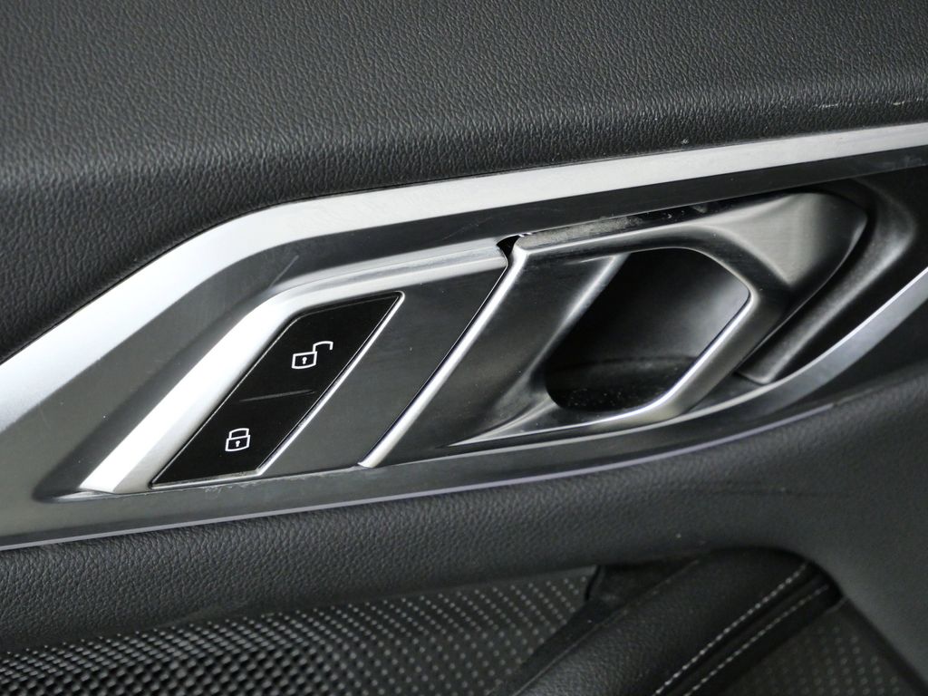 Thumbnail: 2023 BMW 4 Series - 37