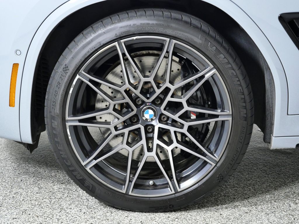 Thumbnail: 2023 BMW X4 - 18