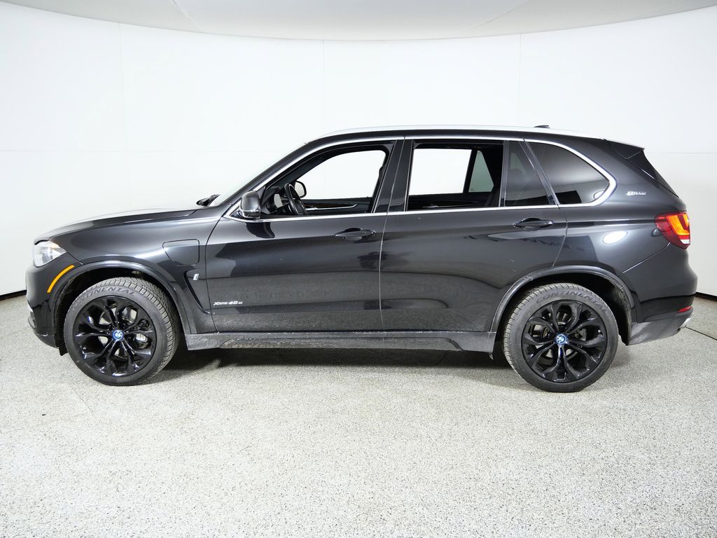 Thumbnail: 2018 BMW X5 - 16