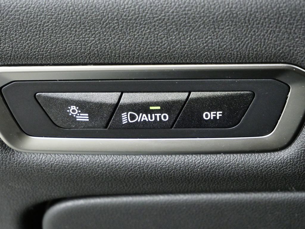 Thumbnail: 2026 BMW X7 - 43