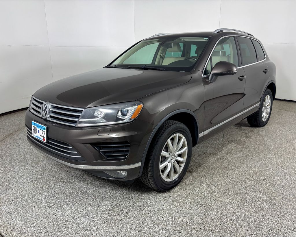 2015 Volkswagen Touareg Sport -
                  Wayzata, MN