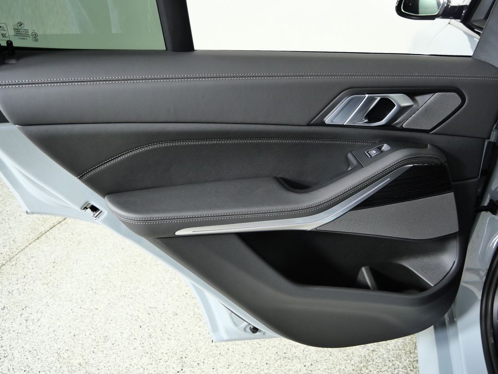 Thumbnail: 2026 BMW X5 - 31