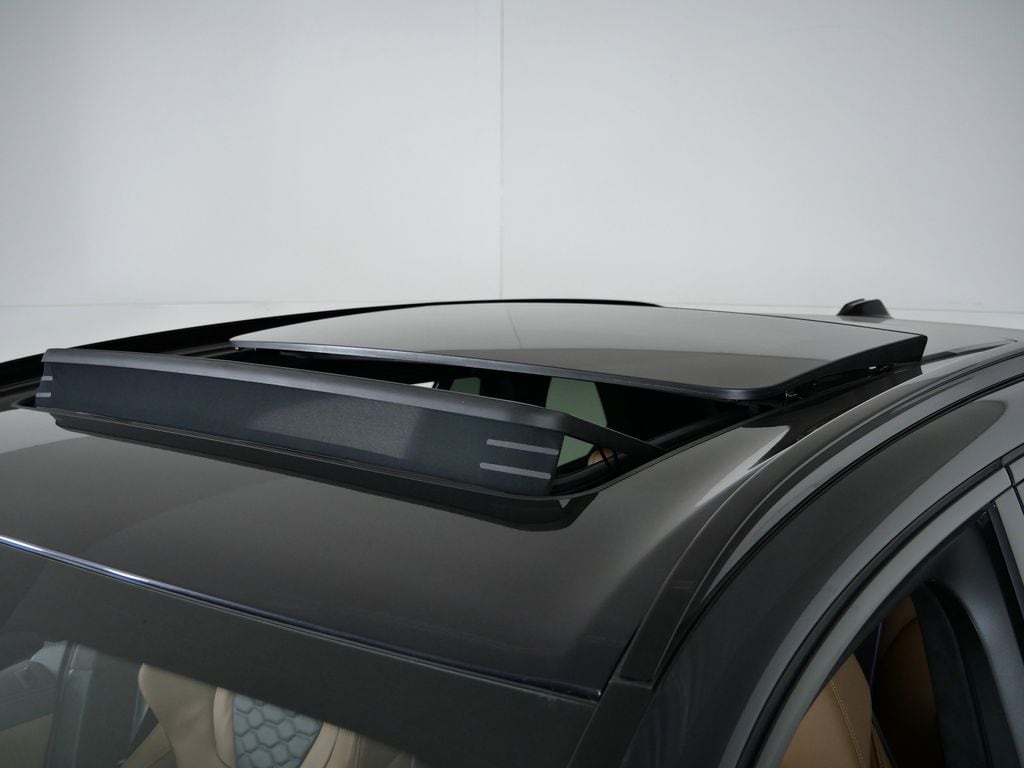 Thumbnail: 2026 BMW X5 - 18