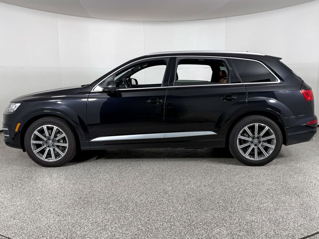 Thumbnail: 2018 Audi Q7 - 6