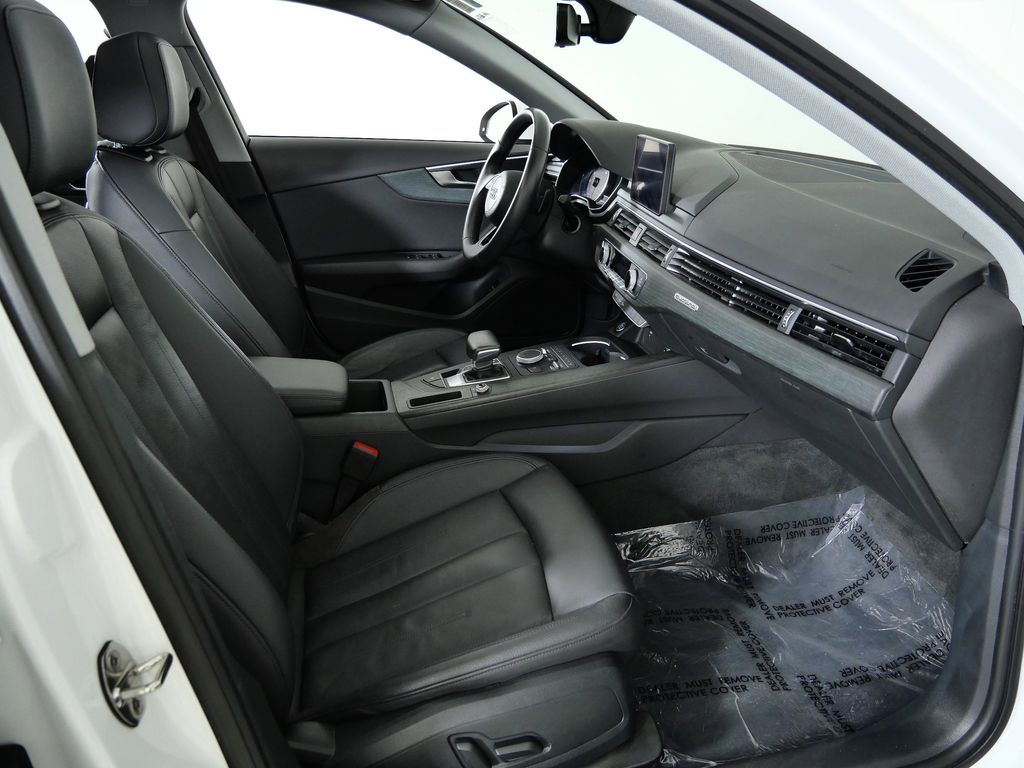 Thumbnail: 2018 Audi A4 - 21